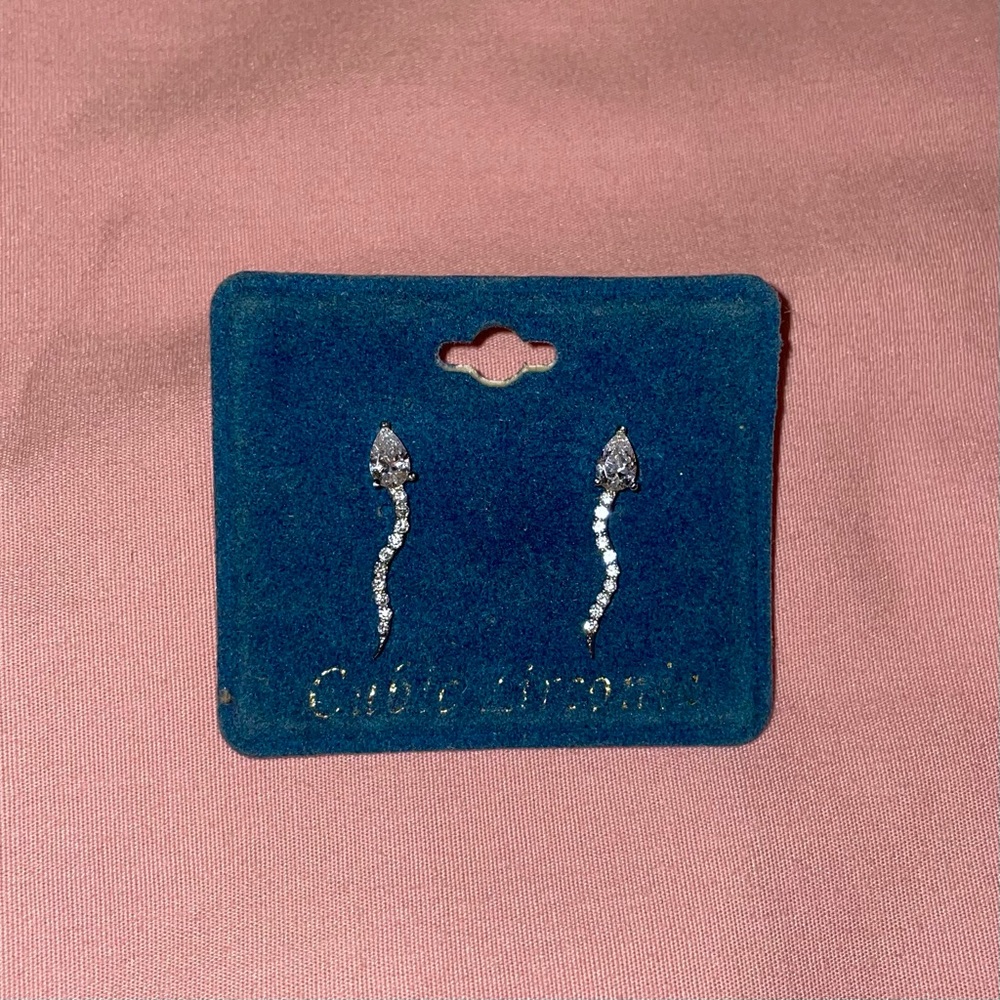 Cubic zirconia snake studs